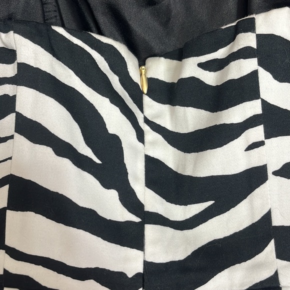 NWT Express Zebra Mini Dress - Picture 8 of 12